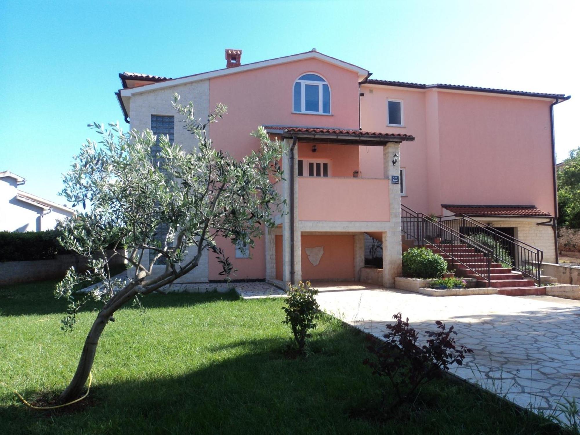 Apartments Vera Ližnjan 外观 照片